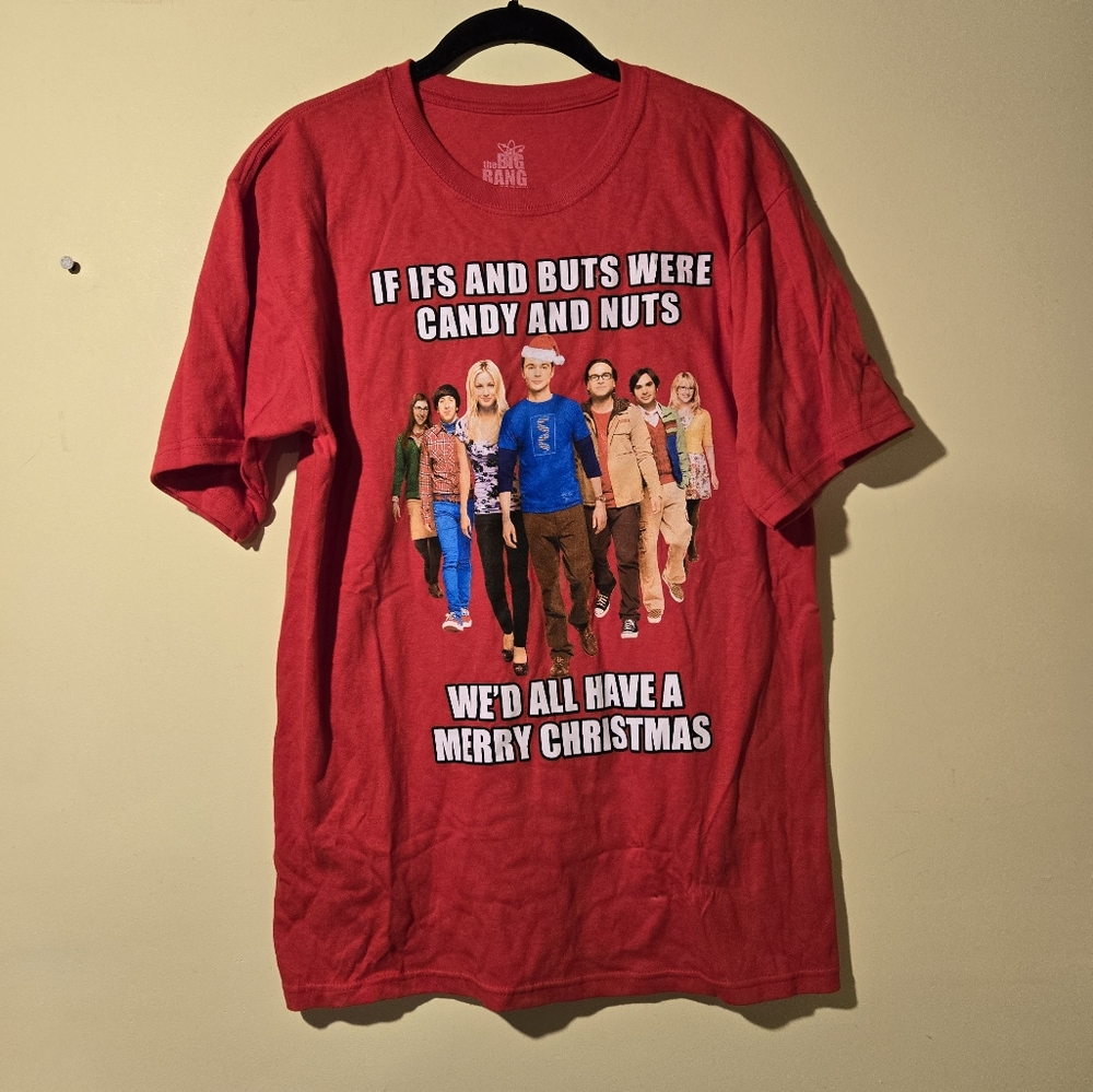 Men's Big Bang Theory Christmas T-Shirt.